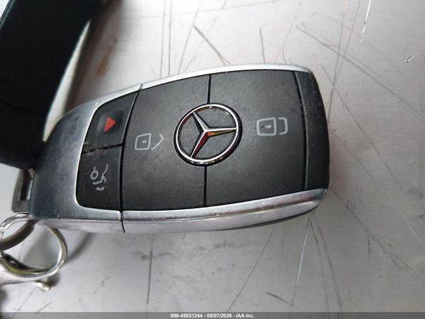2019 MERCEDES-BENZ C 300 C300