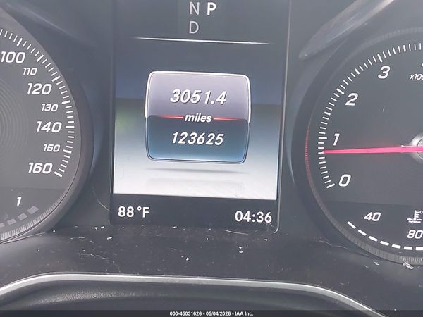 2017 MERCEDES-BENZ GLC 300 4MATIC