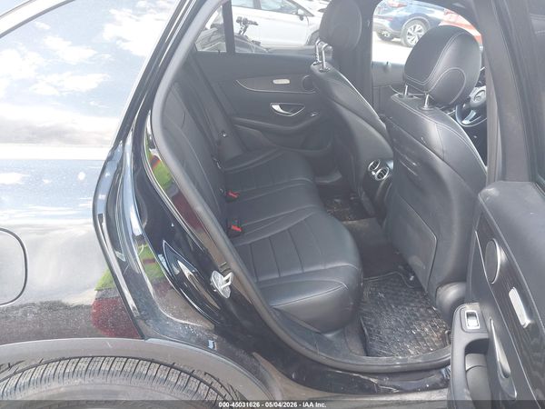 2017 MERCEDES-BENZ GLC 300 4MATIC