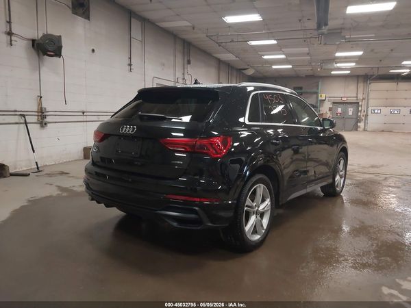 2021 AUDI Q3