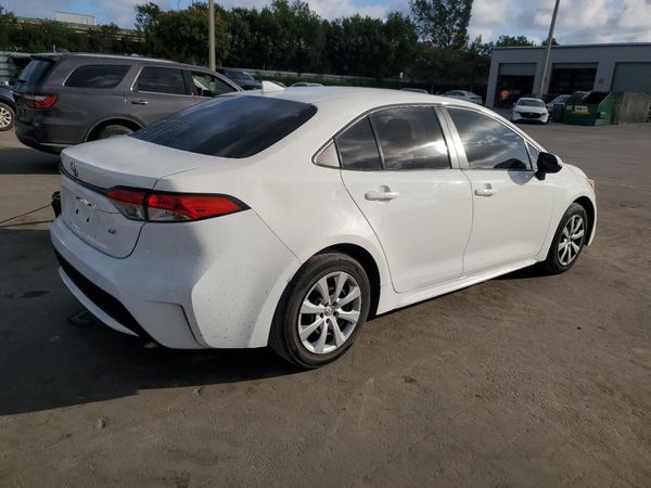 2021 TOYOTA COROLLA