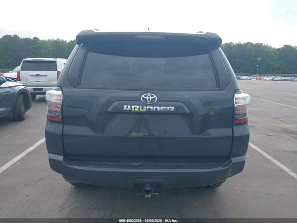 2024 TOYOTA 4RUNNER SR5