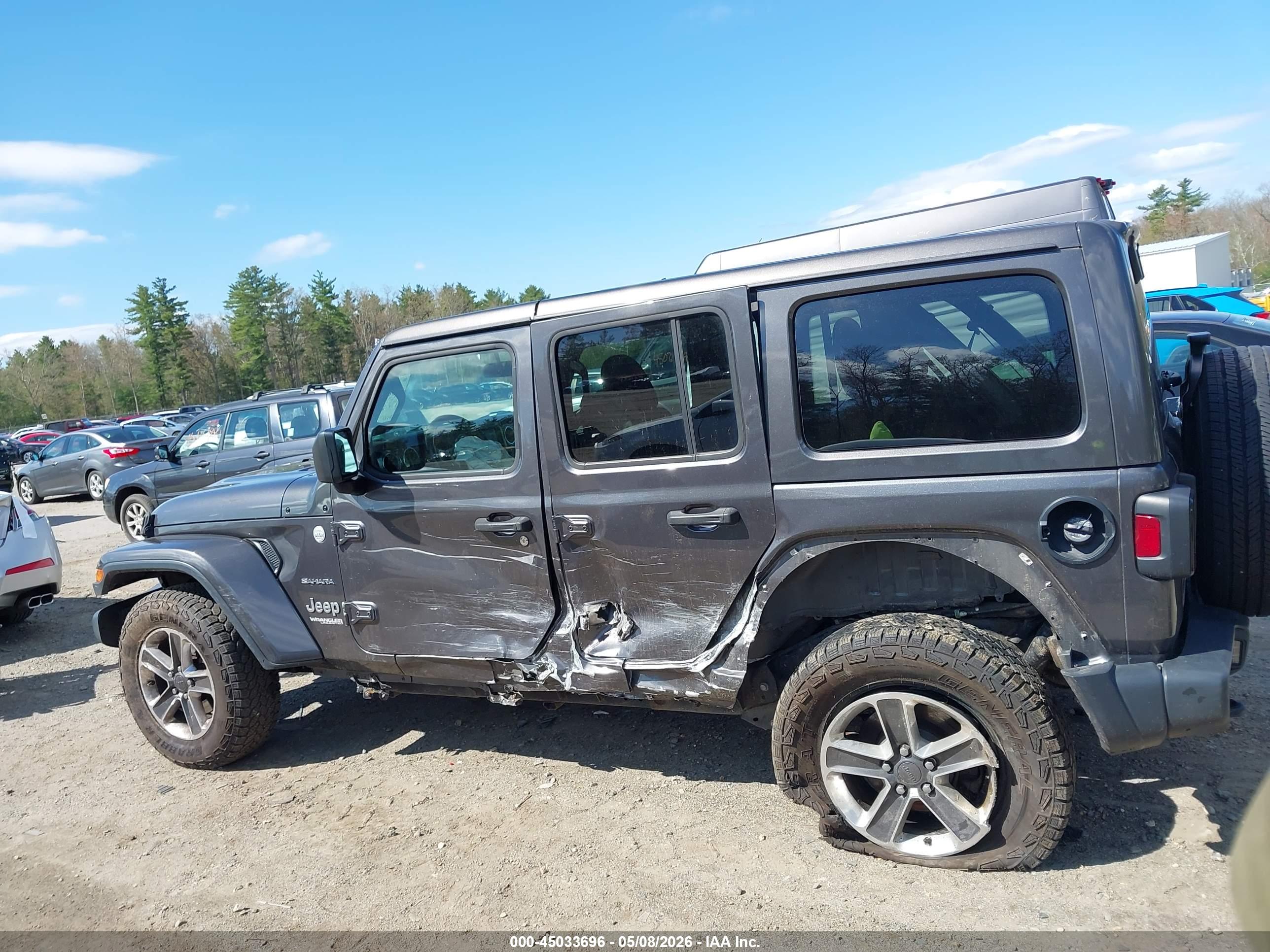 2018 JEEP WRANGLER UNLIMITED SAHARA 4X4