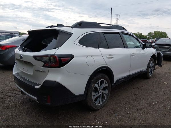 2022 SUBARU OUTBACK LIMITED — I4