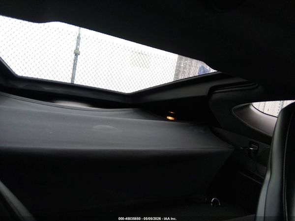 2016 CHEVROLET CORVETTE STINGRAY — I8