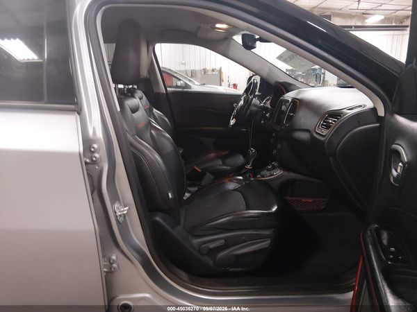 2019 JEEP COMPASS TRAILHAWK 4X4