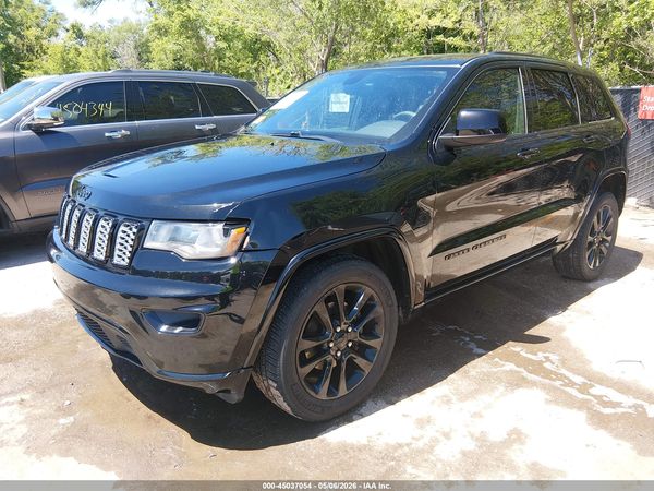 2017 JEEP GRAND CHEROKEE ALTITUDE 4X4