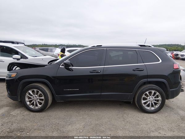 2019 JEEP CHEROKEE LATITUDE FWD