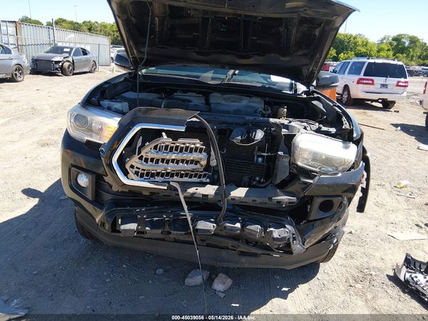 2017 TOYOTA TACOMA