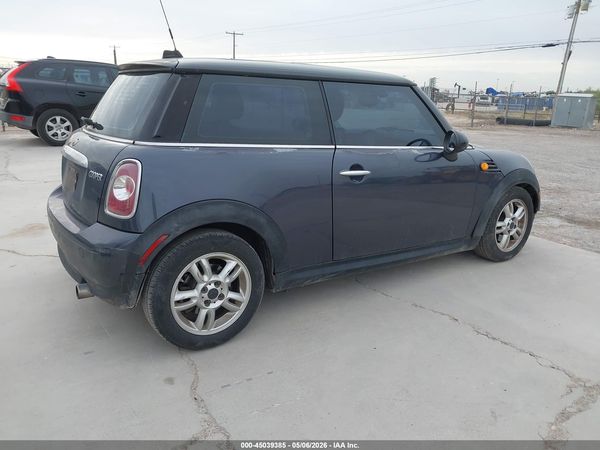 2013 MINI HARDTOP COOPER
