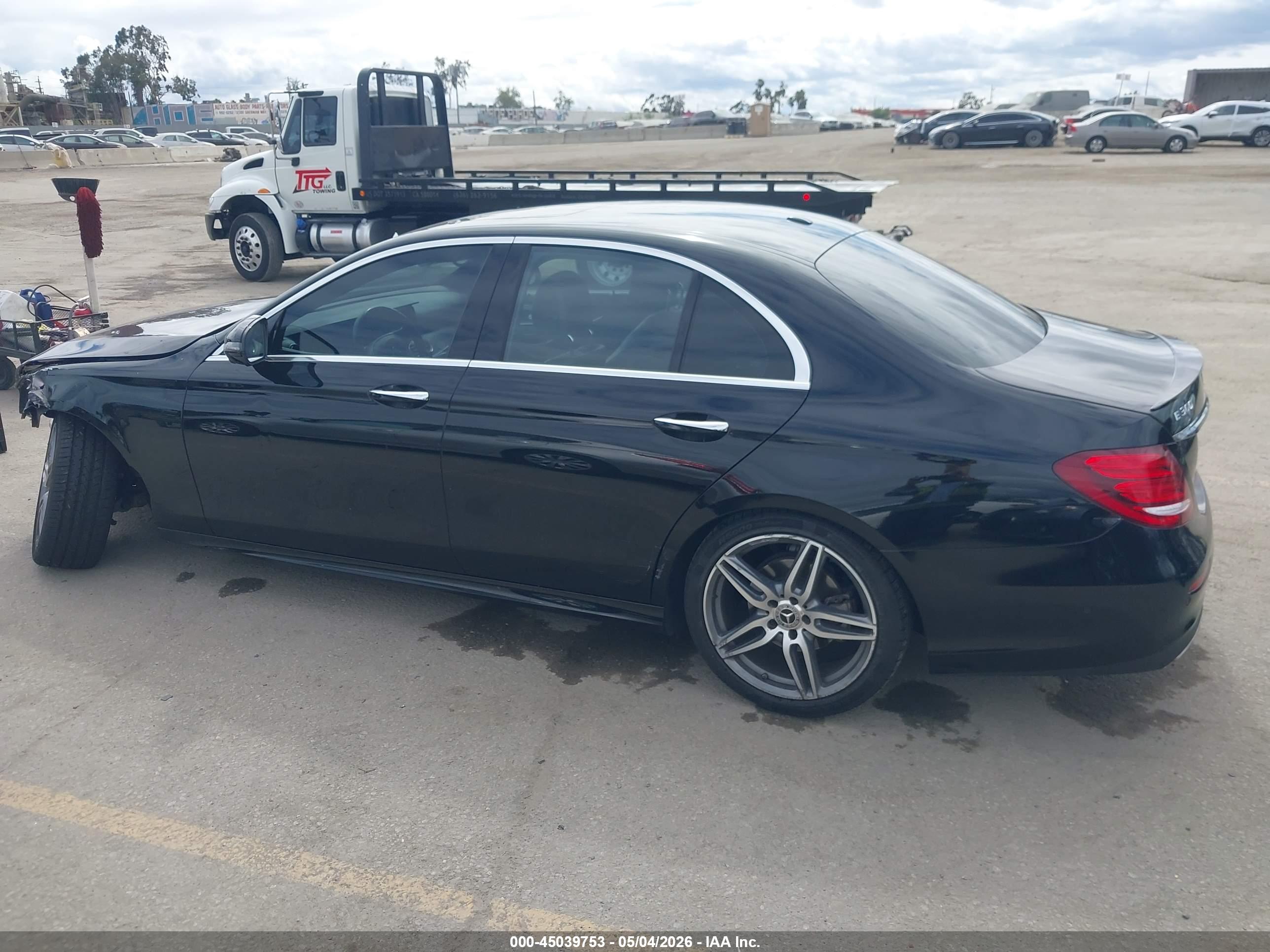 2017 MERCEDES-BENZ E 300 E300