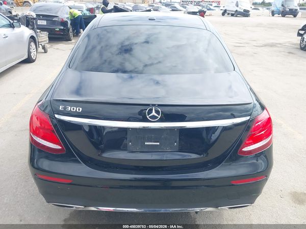 2017 MERCEDES-BENZ E 300 E300