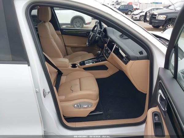 2024 PORSCHE MACAN T