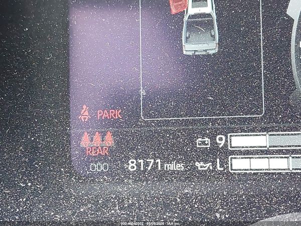 2025 TOYOTA TUNDRA HYBRID LIMITED CREWMAX 6.4' BED