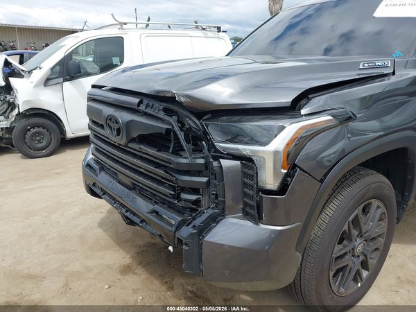 2025 TOYOTA TUNDRA HYBRID LIMITED CREWMAX 6.4' BED