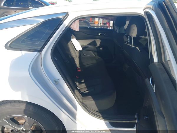 2022 KIA K5 LXS