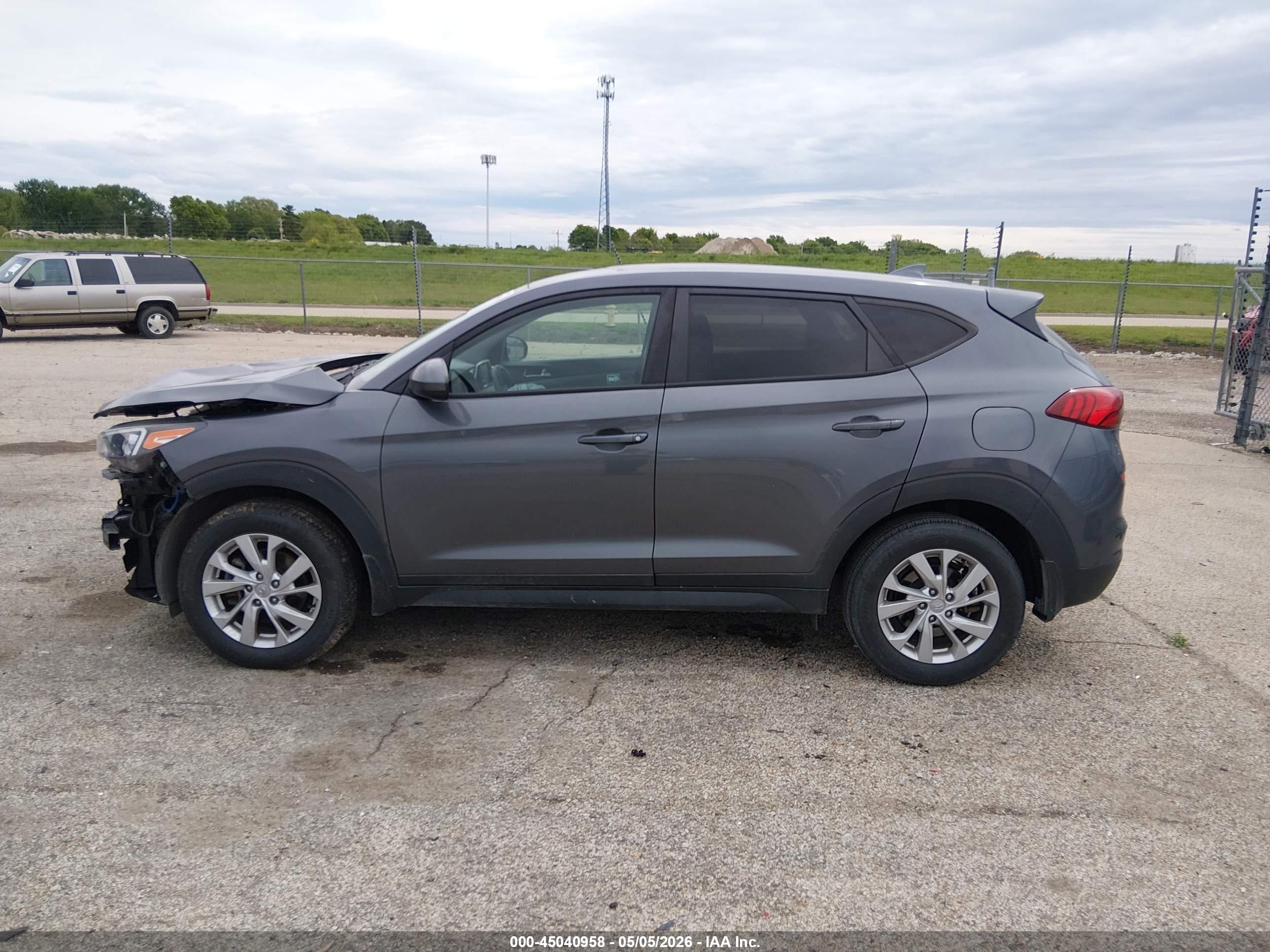 2019 HYUNDAI TUCSON SE