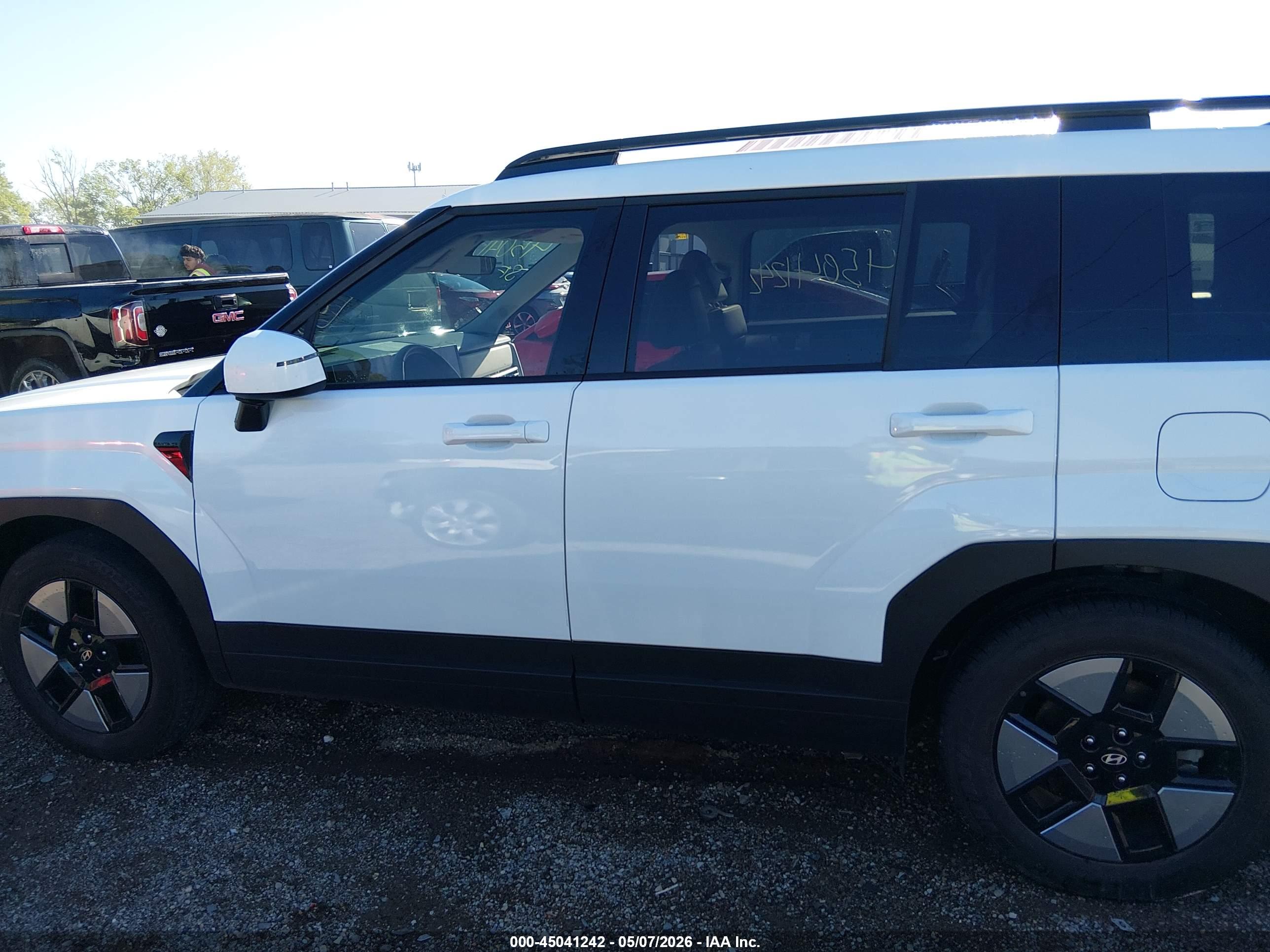 2025 HYUNDAI SANTA FE HYBRID SEL