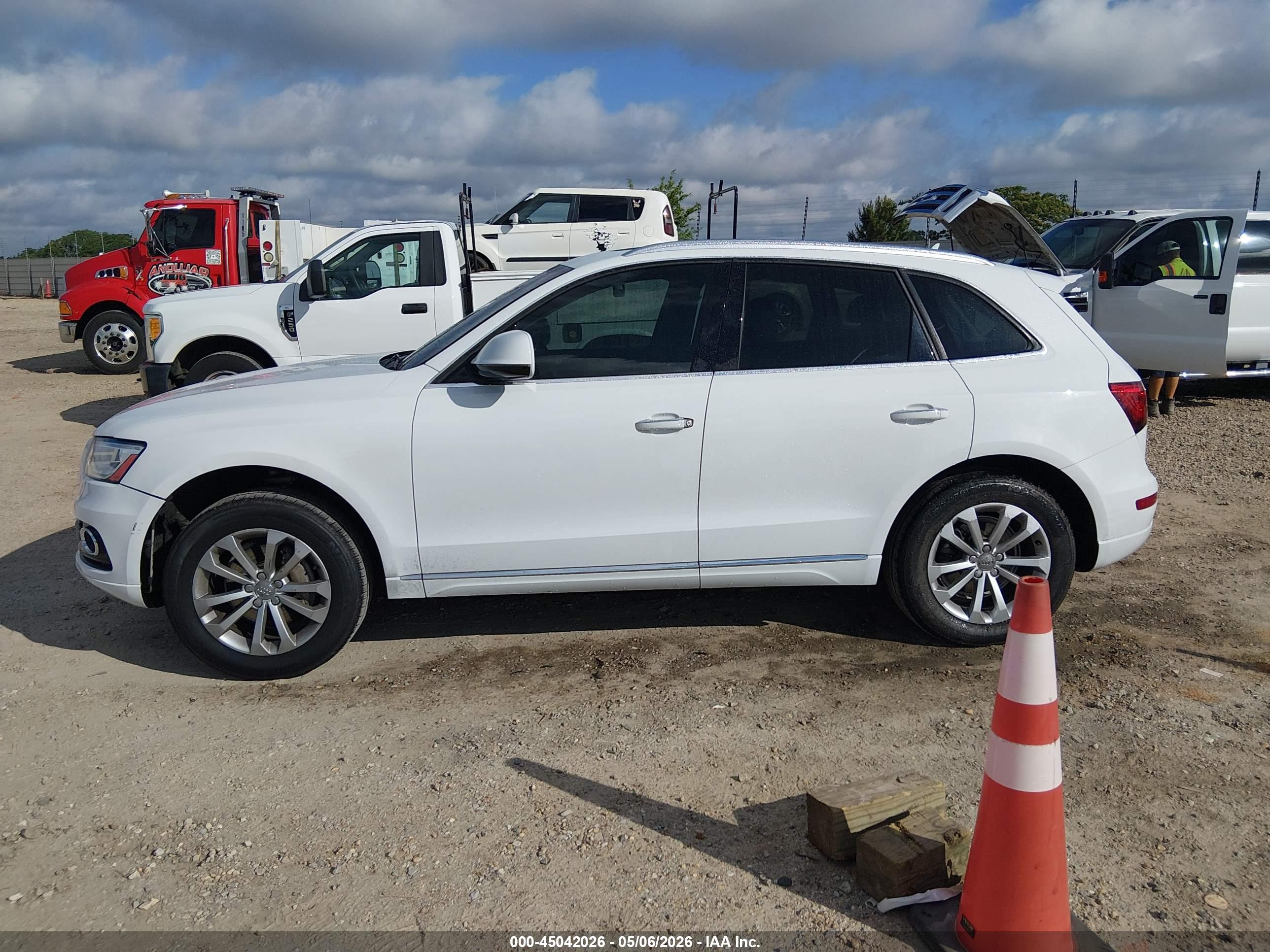 2015 AUDI Q5 2.0T PREMIUM