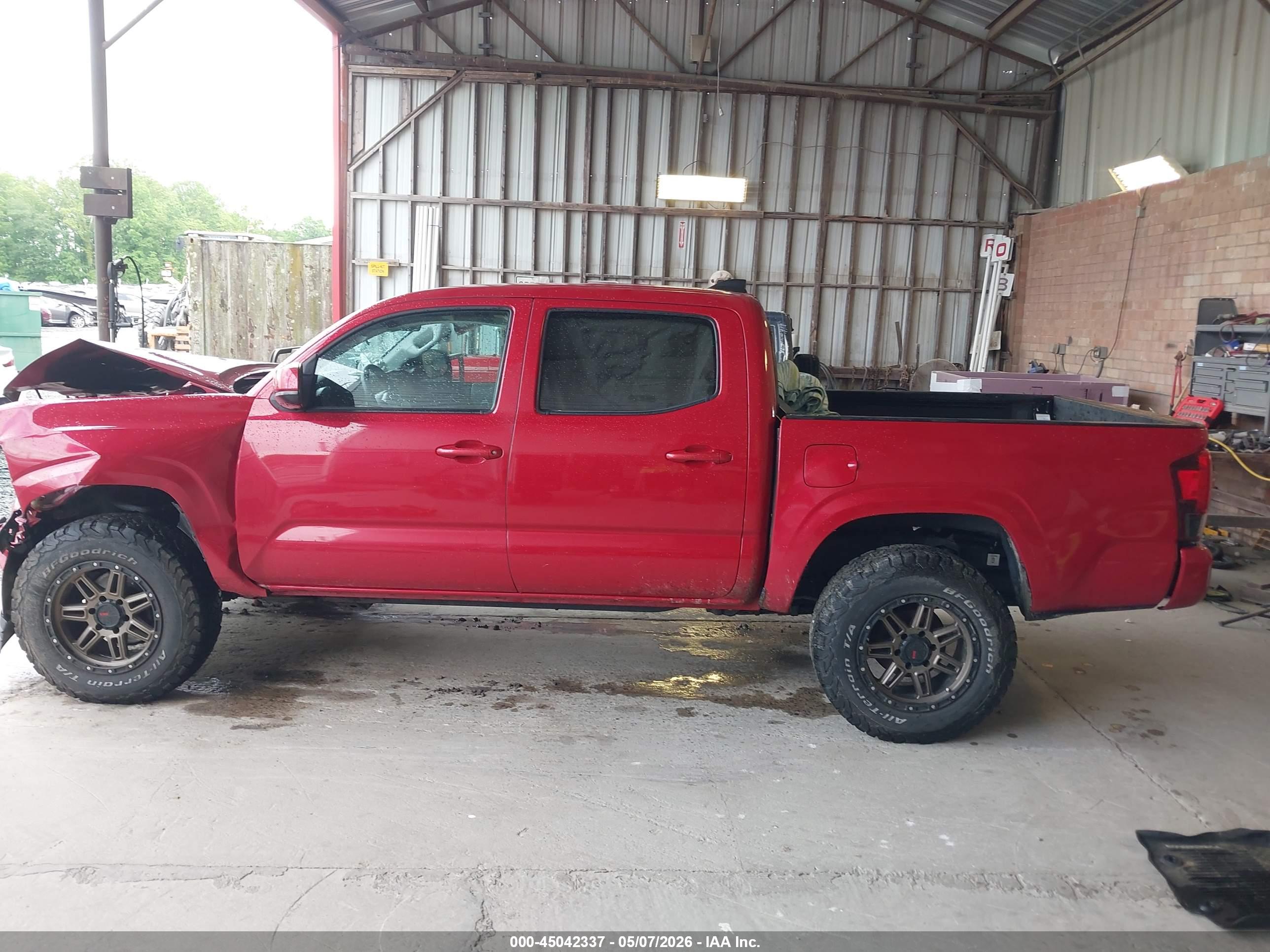 2021 TOYOTA TACOMA SR V6