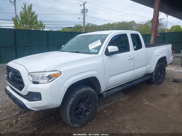 2016 TOYOTA TACOMA SR