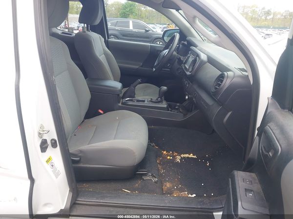 2016 TOYOTA TACOMA SR