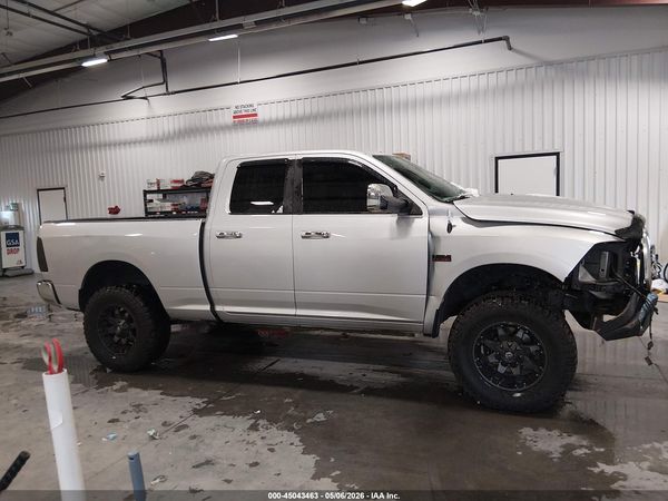 2017 RAM 1500 BIG HORN  4X4 6'4 BOX
