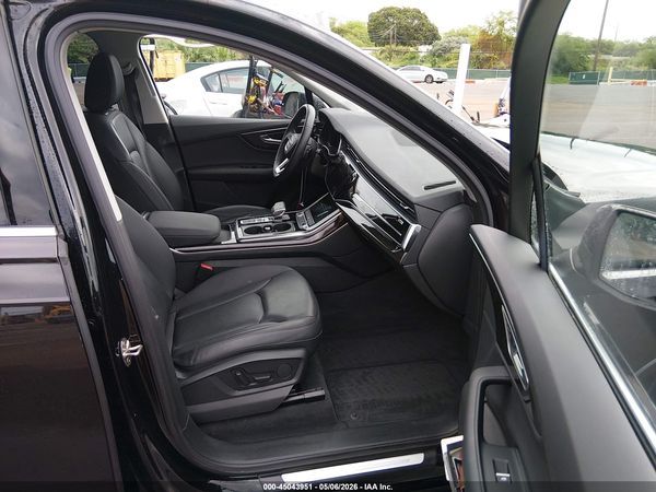 2022 AUDI Q7
