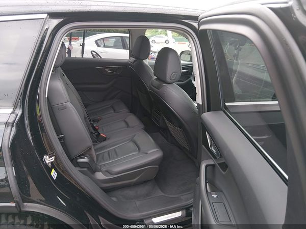 2022 AUDI Q7