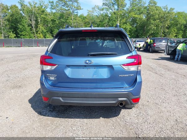 2024 SUBARU FORESTER LIMITED