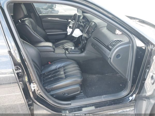 2023 CHRYSLER 300 300S — I5