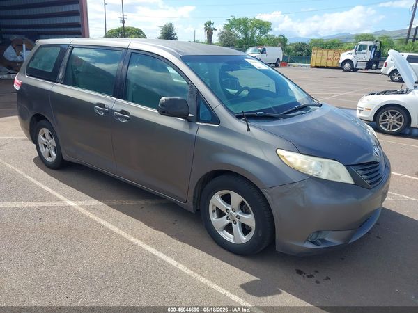 2012 TOYOTA SIENNA BASE V6 7 PASSENGER — I1