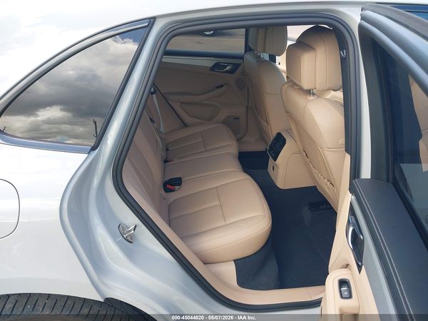 2026 PORSCHE MACAN S
