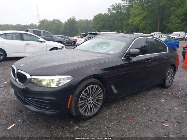 2019 BMW 530I