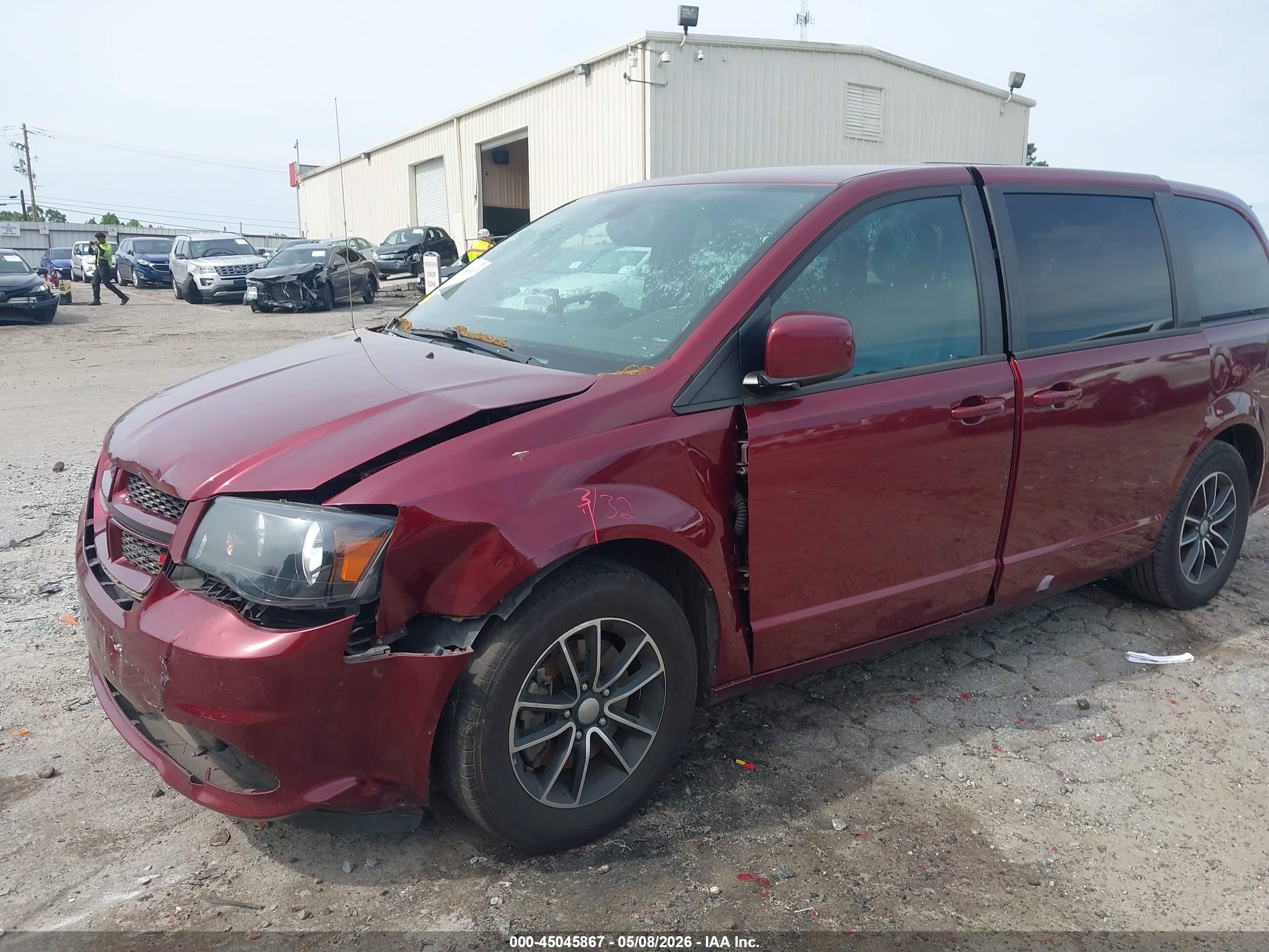 2019 DODGE GRAND CARAVAN GT — I2
