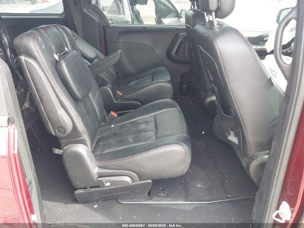 2019 DODGE GRAND CARAVAN GT — I8
