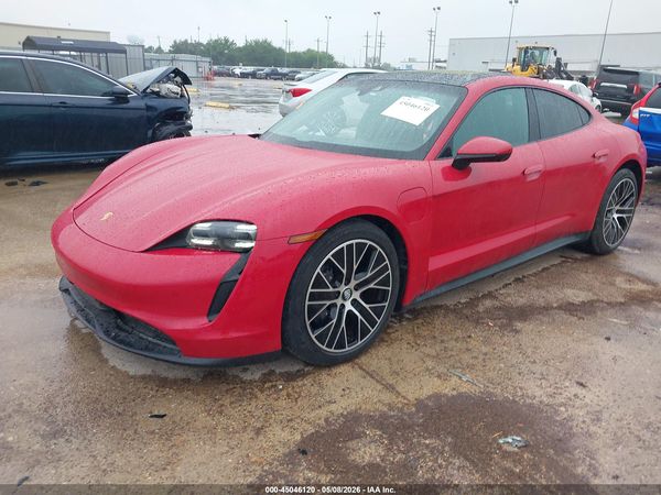 2022 PORSCHE TAYCAN