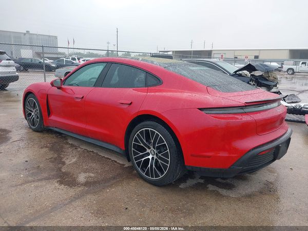 2022 PORSCHE TAYCAN