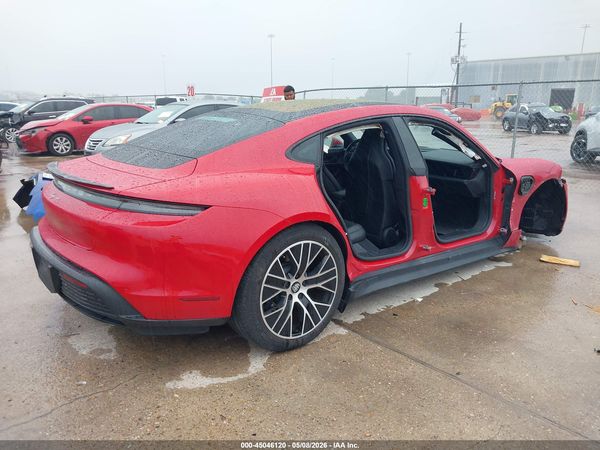 2022 PORSCHE TAYCAN