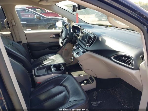 2020 CHRYSLER PACIFICA TOURING L