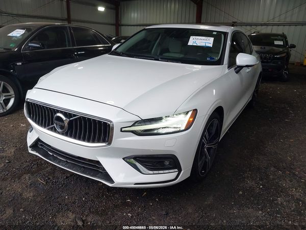 2022 VOLVO S60 B5 INSCRIPTION