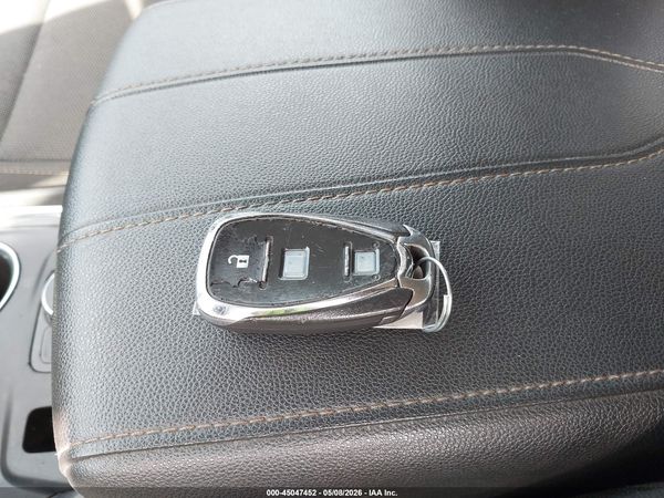 2021 CHEVROLET TRAVERSE FWD LS — I11