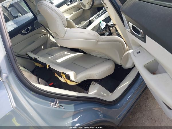 2022 VOLVO XC60 B5 INSCRIPTION