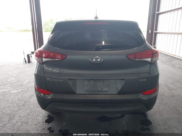 2018 HYUNDAI TUCSON SE