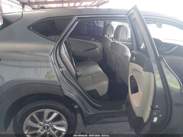 2018 HYUNDAI TUCSON SE