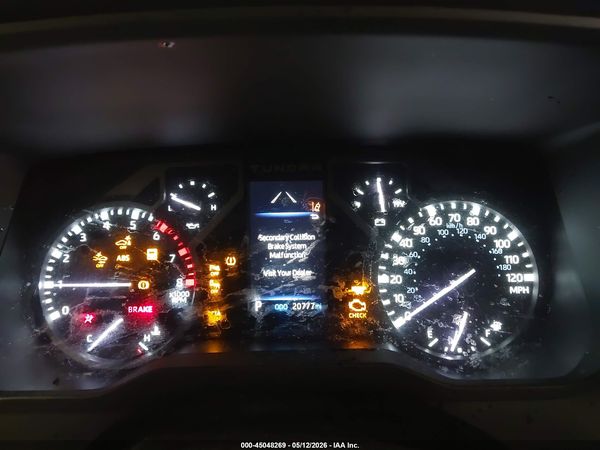 2025 TOYOTA TUNDRA SR5
