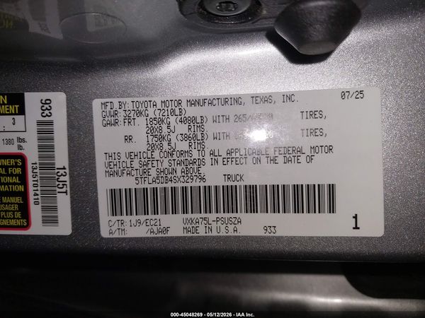2025 TOYOTA TUNDRA SR5
