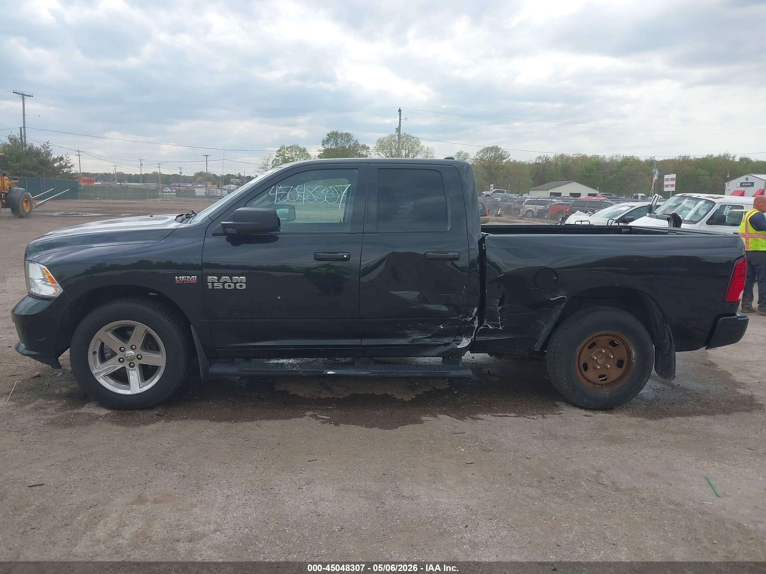 2017 RAM 1500 ST