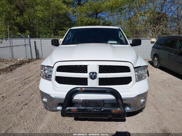 2016 RAM 1500 SLT