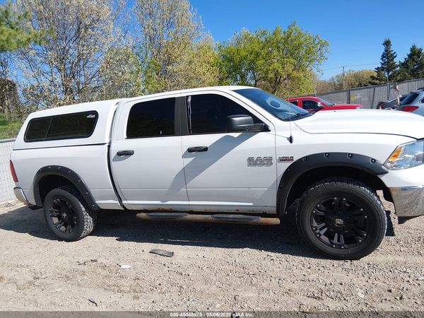 2016 RAM 1500 SLT